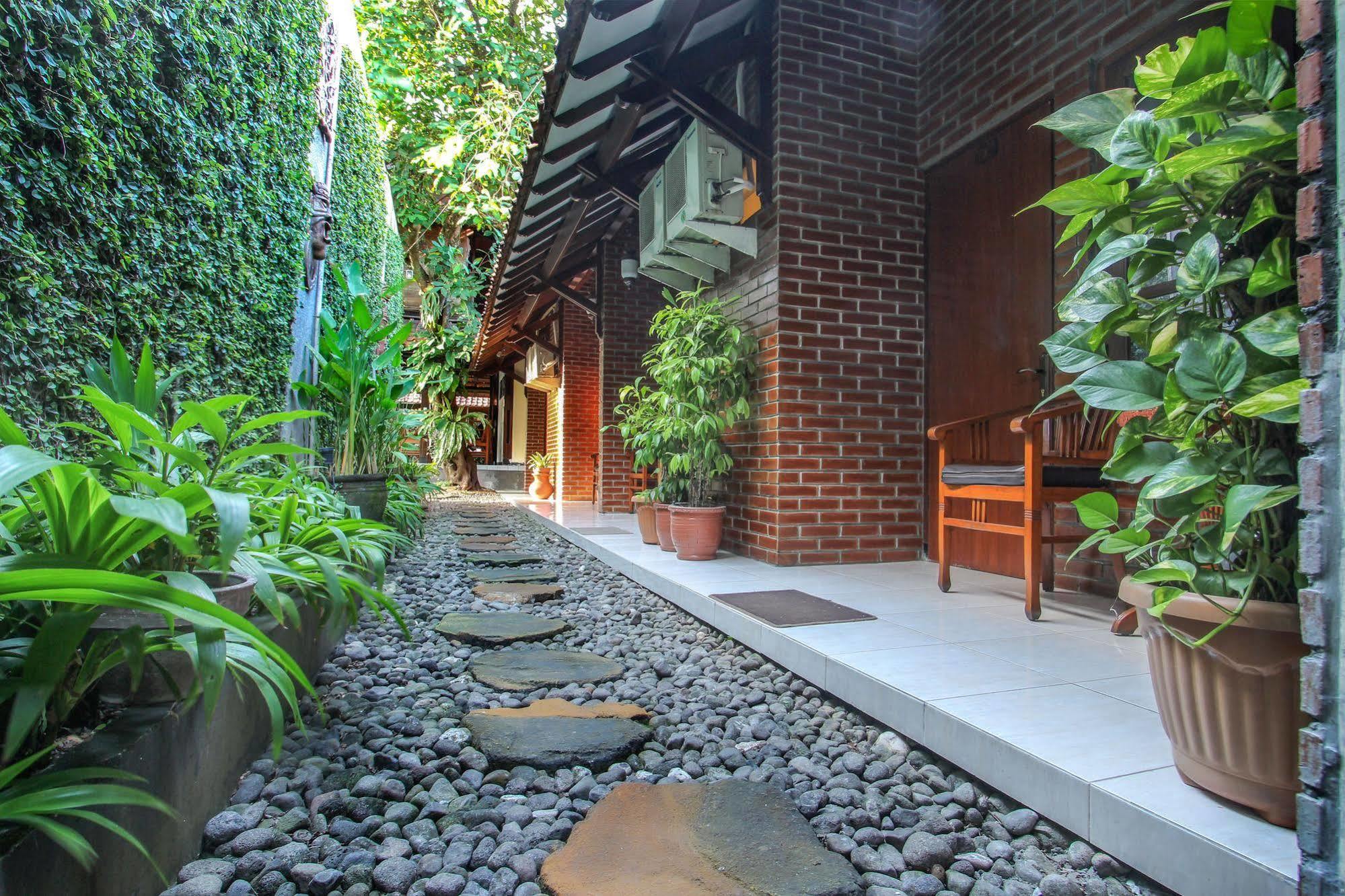 Delta Homestay Yogyakarta Esterno foto