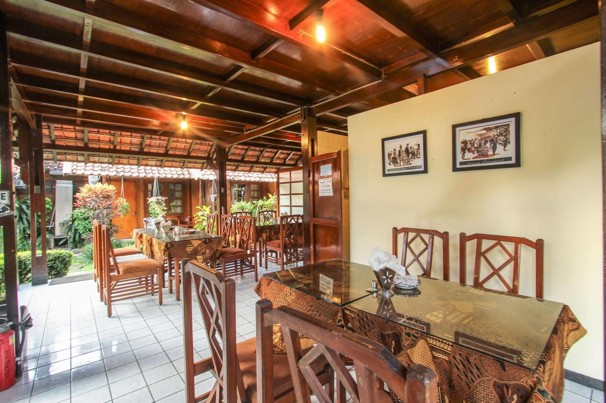 Delta Homestay Yogyakarta Esterno foto