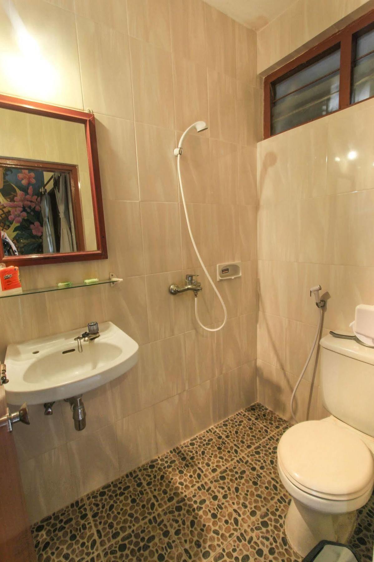 Delta Homestay Yogyakarta Esterno foto